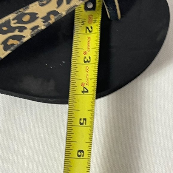 Partners Leopard Print Flip Flops No Size - Picture 7 of 7